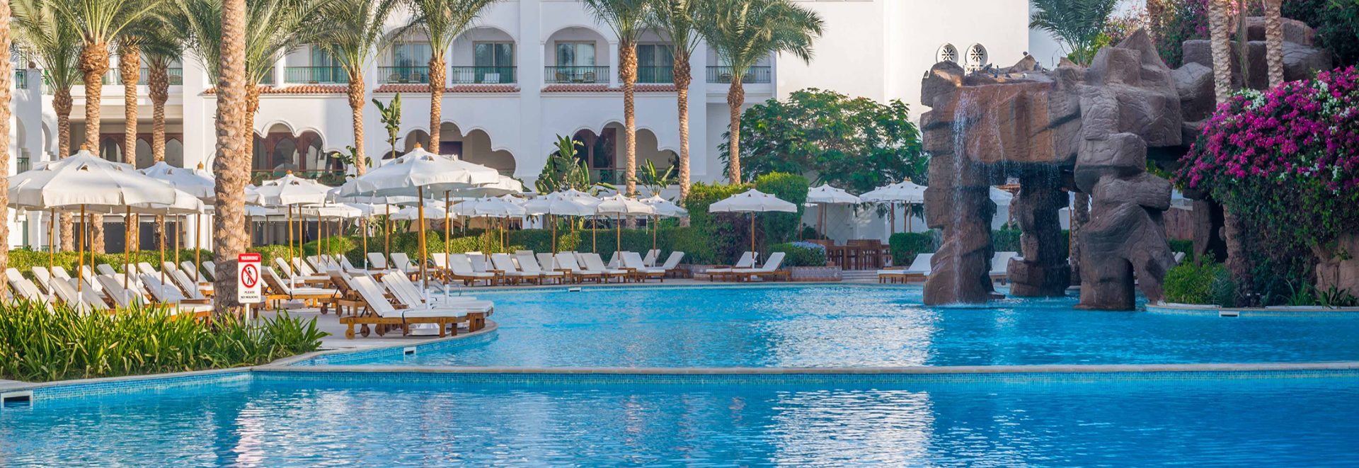 SMALL GROUPS ENTICING DESTINATIONS